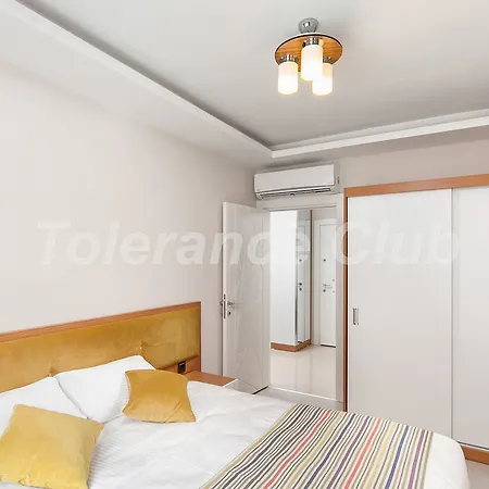 Apartment Moonlight Bahtili